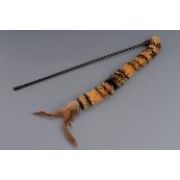 Игрушка д/кошек Дразнилка WOGY Хвостик l=40см с перьями и колокольчиком на палочке l=40см, микс арт.2024-7823 Код274817